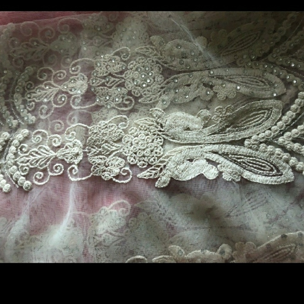 Saree - Picture 2 of 2